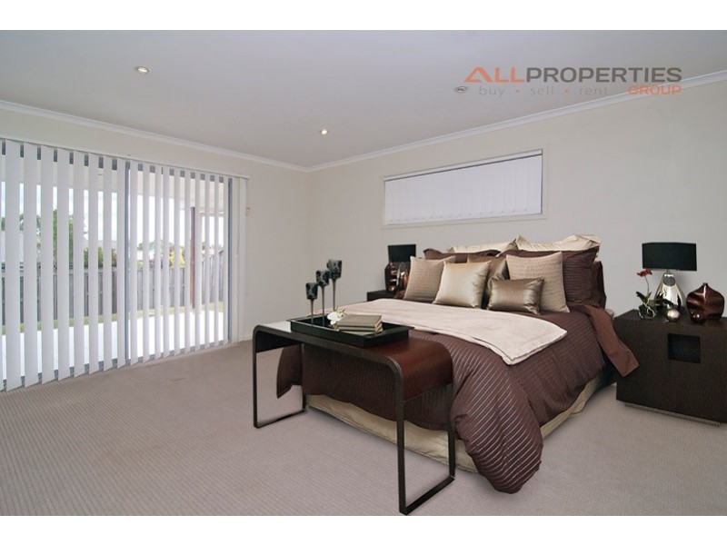 12 Bottlebrush Street, Heathwood QLD 4110