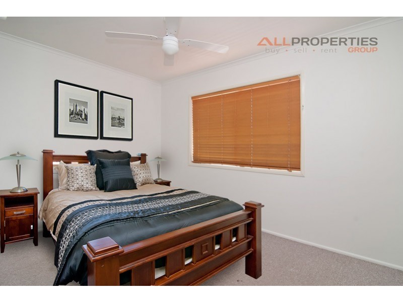 20 Miandetta Street, Mansfield QLD 4122