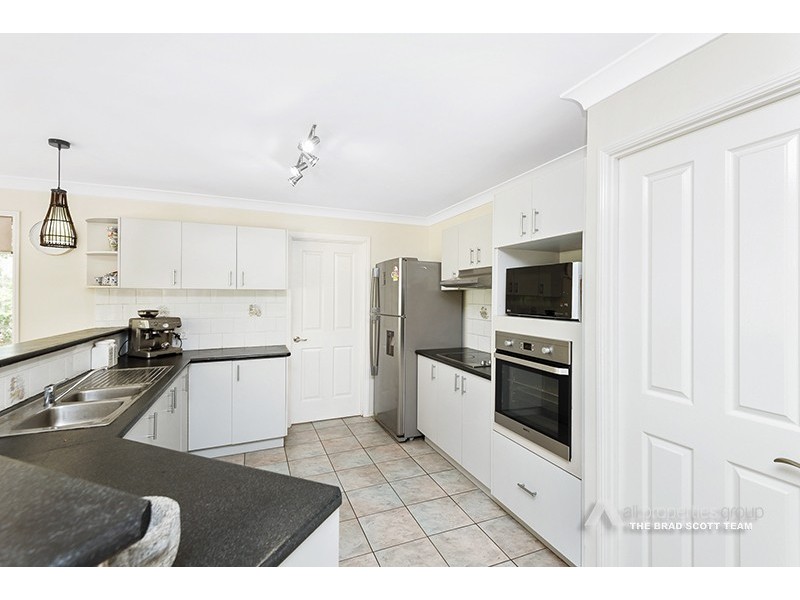 108 Chloe Drive, Munruben QLD 4125