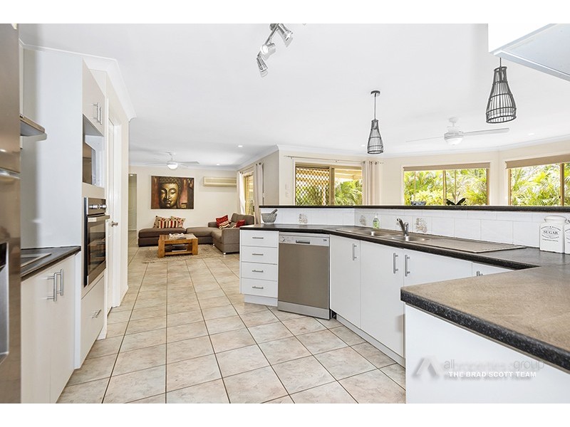 108 Chloe Drive, Munruben QLD 4125