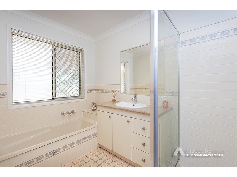 108 Chloe Drive, Munruben QLD 4125