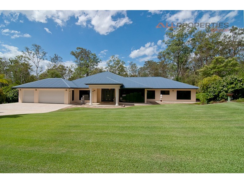 14 Feather Close, Forestdale QLD 4118