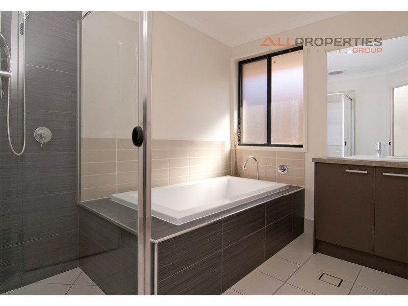 35 Casuarina Circuit, Heathwood QLD 4110