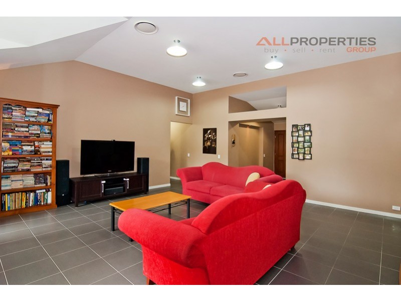 23 Highwood Court, Jimboomba QLD 4280