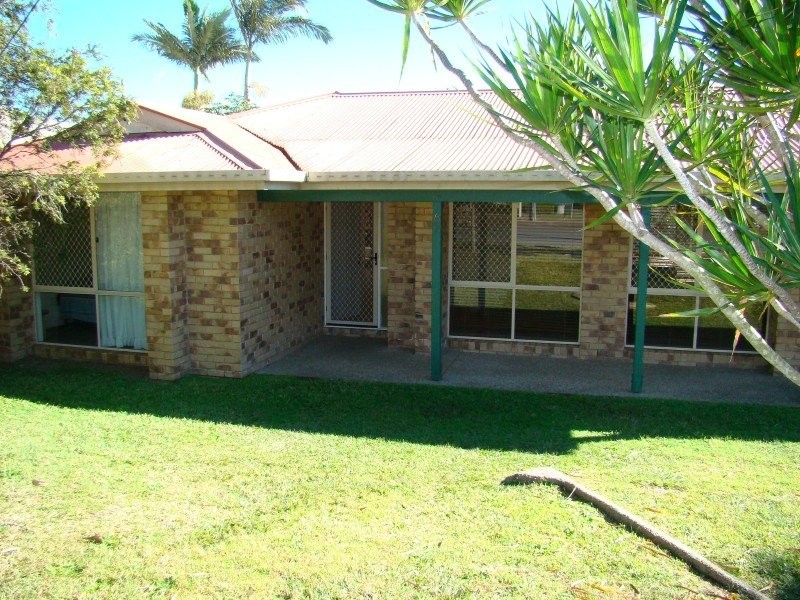 67 Middle Road, Hillcrest QLD 4118