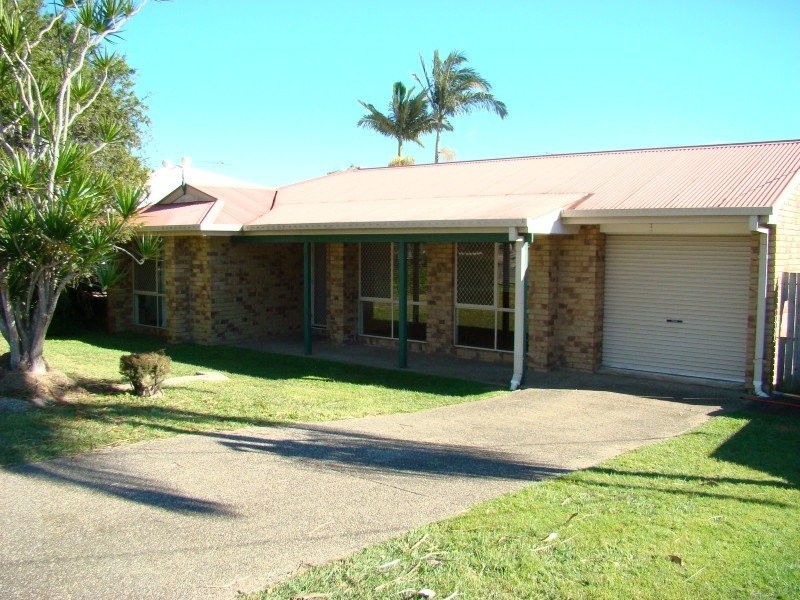 67 Middle Road, Hillcrest QLD 4118