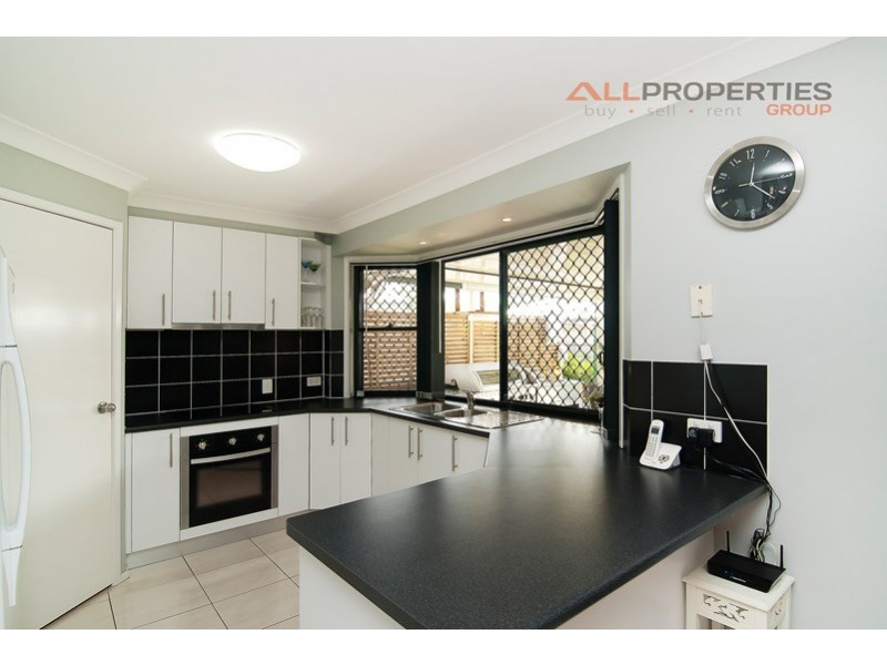2 Tenielle Street, Boronia Heights QLD 4124