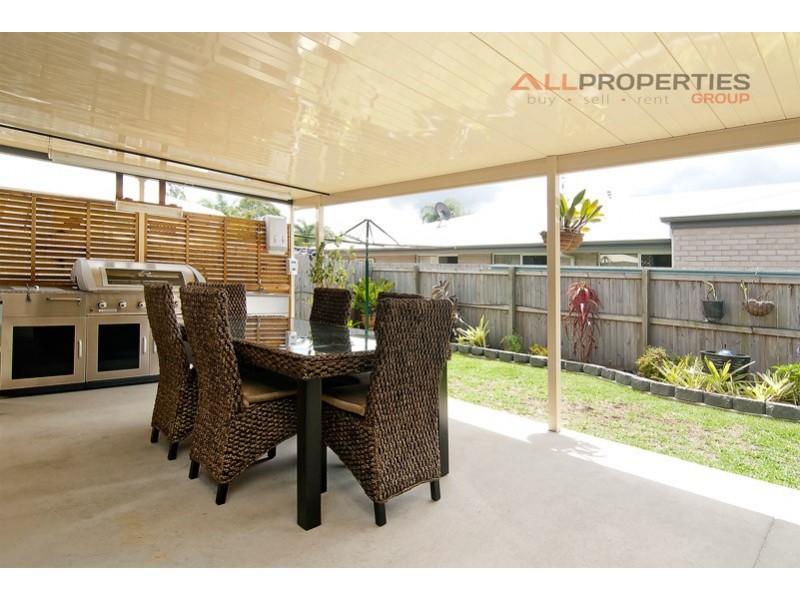2 Tenielle Street, Boronia Heights QLD 4124