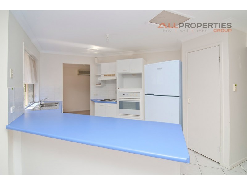 128 Flinders Crescent, Forest Lake QLD 4078