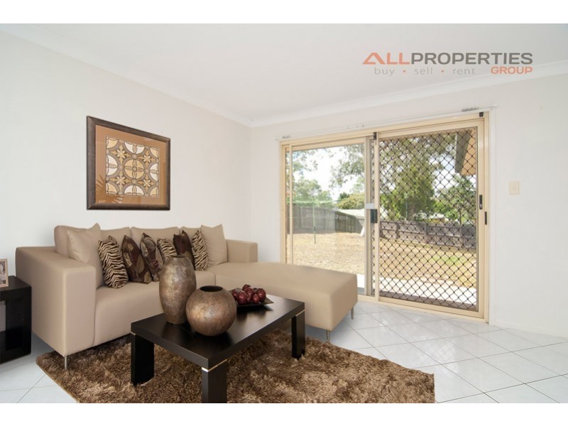 128 Flinders Crescent, Forest Lake QLD 4078