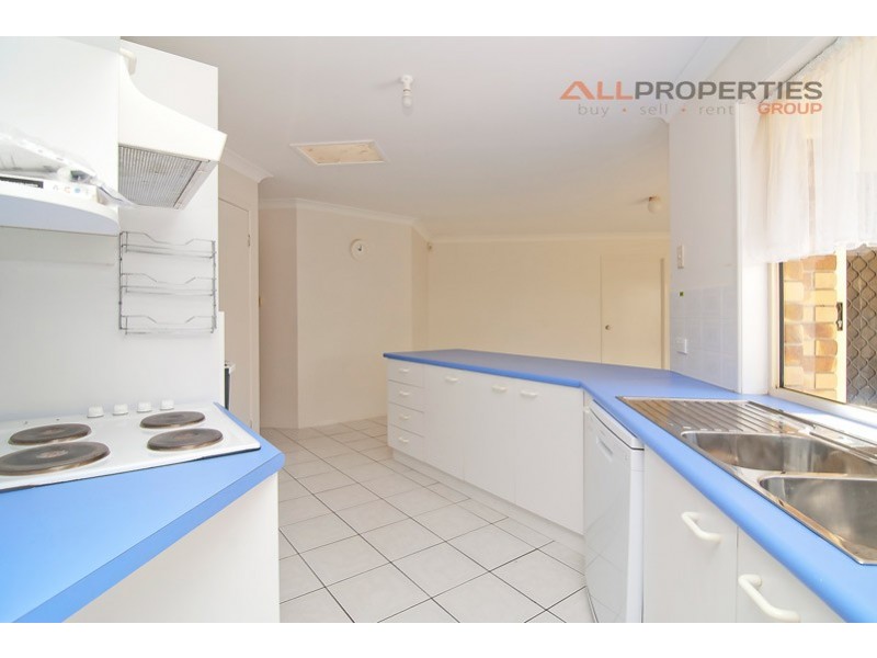 128 Flinders Crescent, Forest Lake QLD 4078