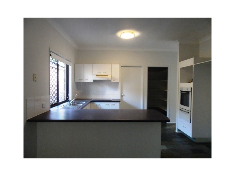 6 Collingrove Place, Forest Lake QLD 4078