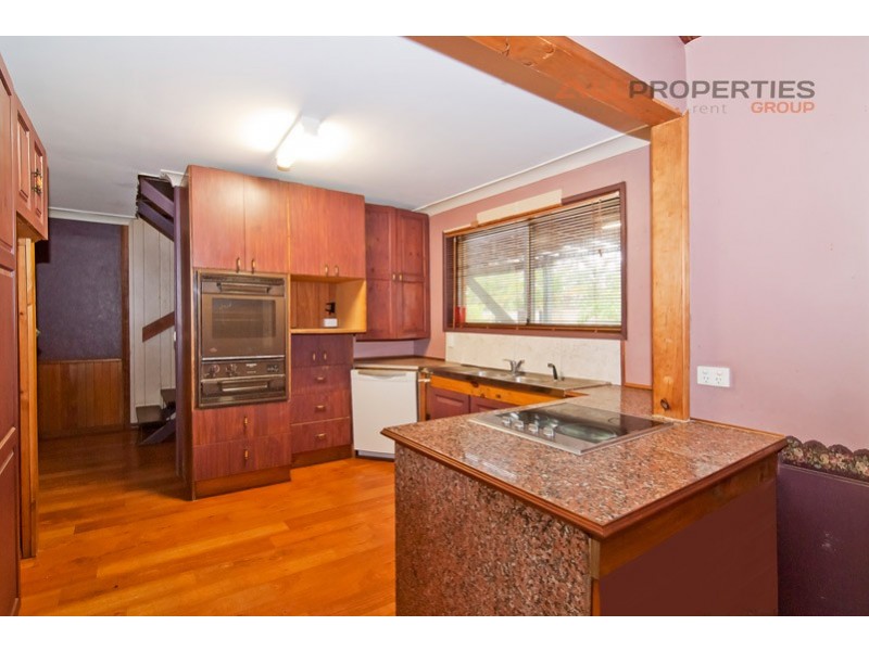 4 LETITIA STREET, Regents Park QLD 4118