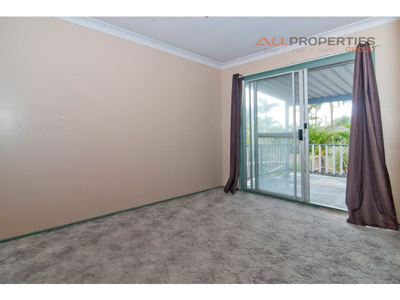 4 LETITIA STREET, Regents Park QLD 4118
