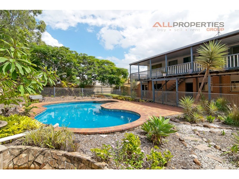 4 LETITIA STREET, Regents Park QLD 4118