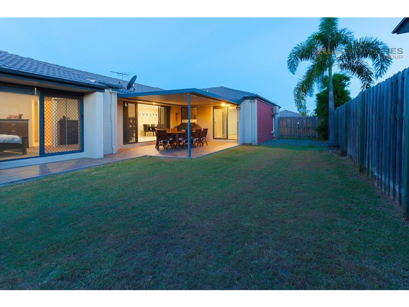 11 Pebbles Ct, Berrinba QLD 4117