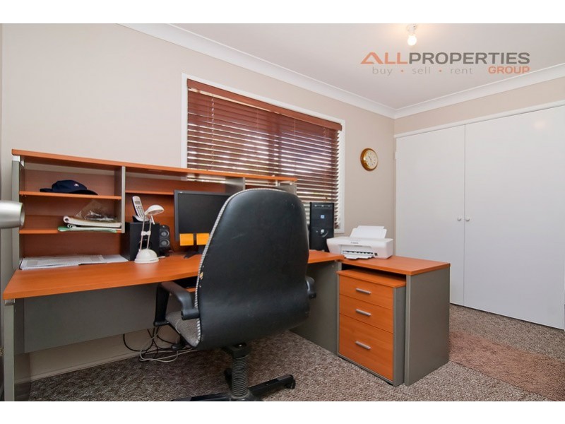 11 Wentworth Tce, Boronia Heights QLD 4124