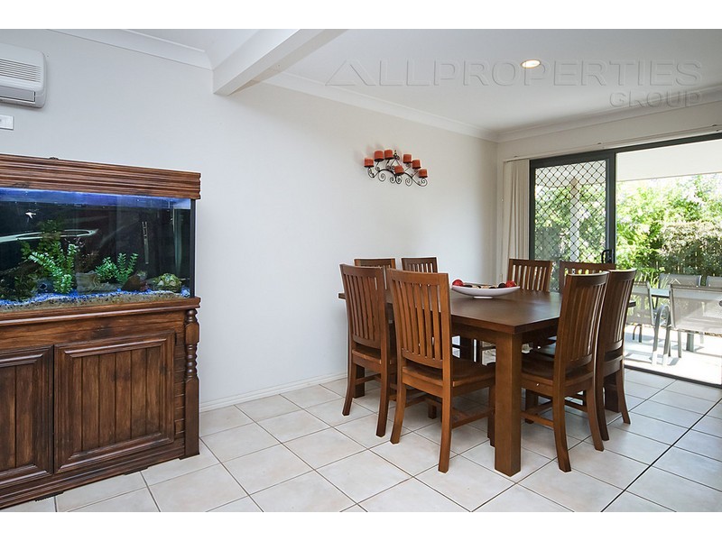 48/130 Jutland Street, Oxley QLD 4075