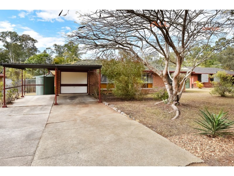 33 Blue Gum Drive, Marsden QLD 4132
