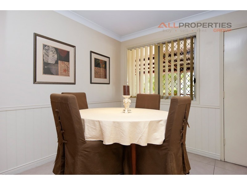 33 Blue Gum Drive, Marsden QLD 4132