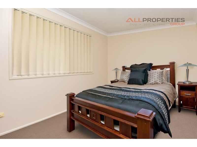 33 Blue Gum Drive, Marsden QLD 4132