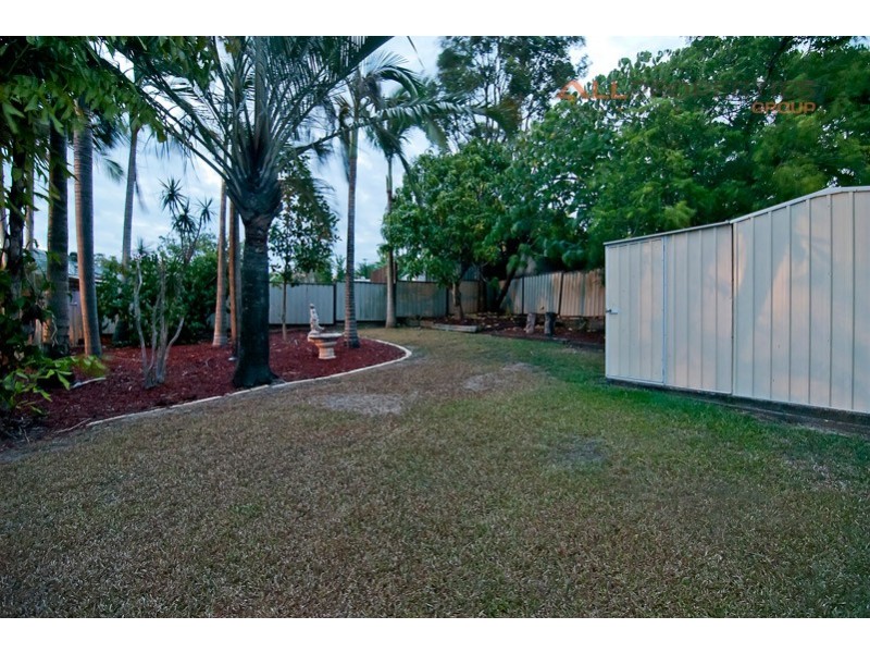 21 OWENS CRESCENT, Regents Park QLD 4118