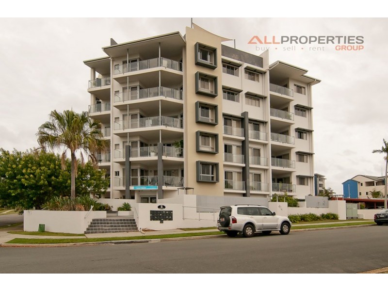 14/1 McNaughton St, Redcliffe QLD 4020