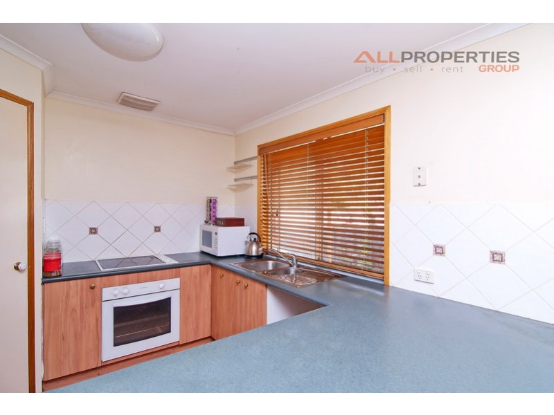 2 Condamine Pl, Loganlea QLD 4131