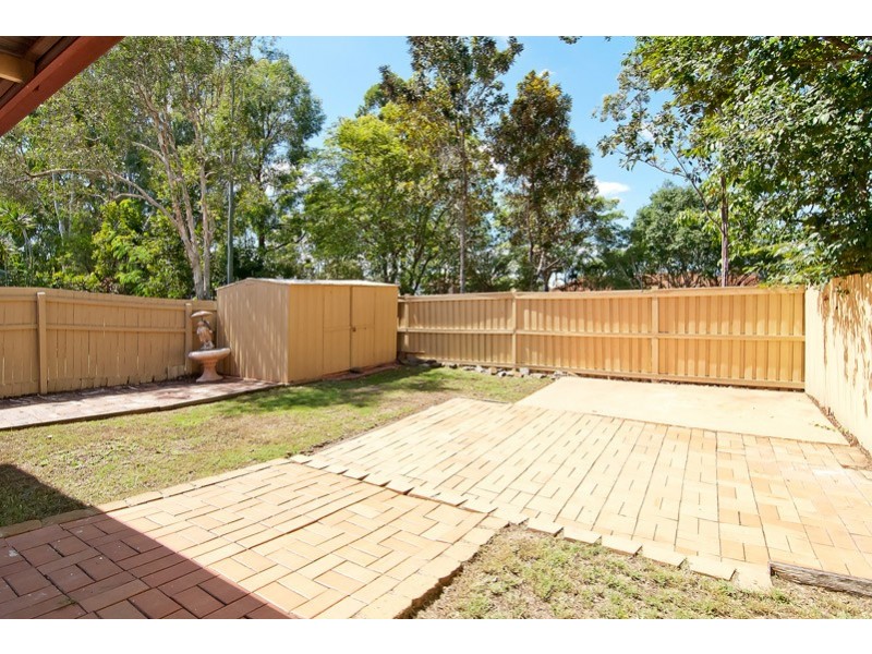 33 Teasel Cr, Forest Lake QLD 4078