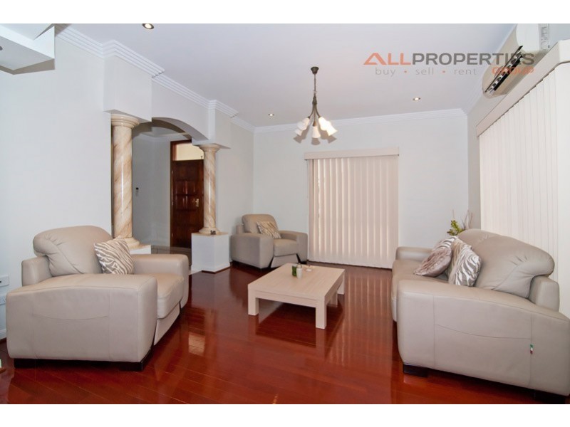 7 Stratus Place, Calamvale QLD 4116