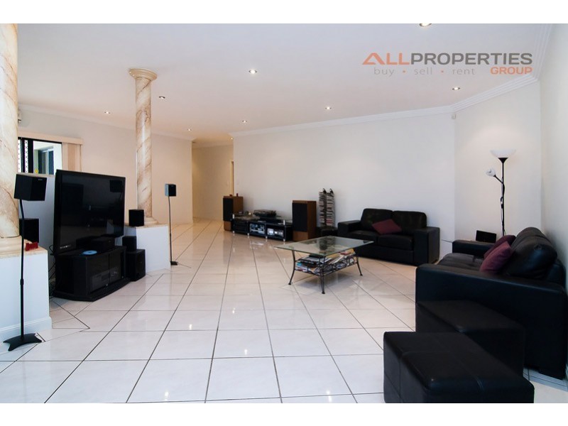 7 Stratus Place, Calamvale QLD 4116
