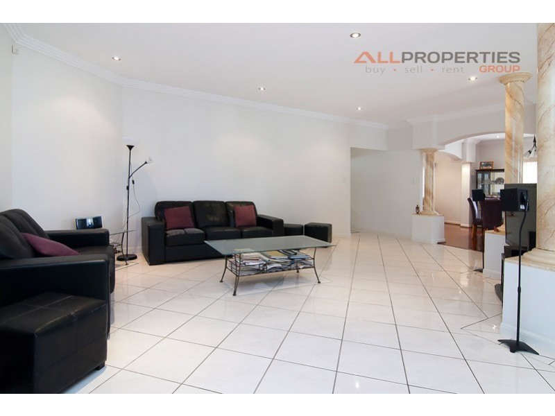 7 Stratus Place, Calamvale QLD 4116