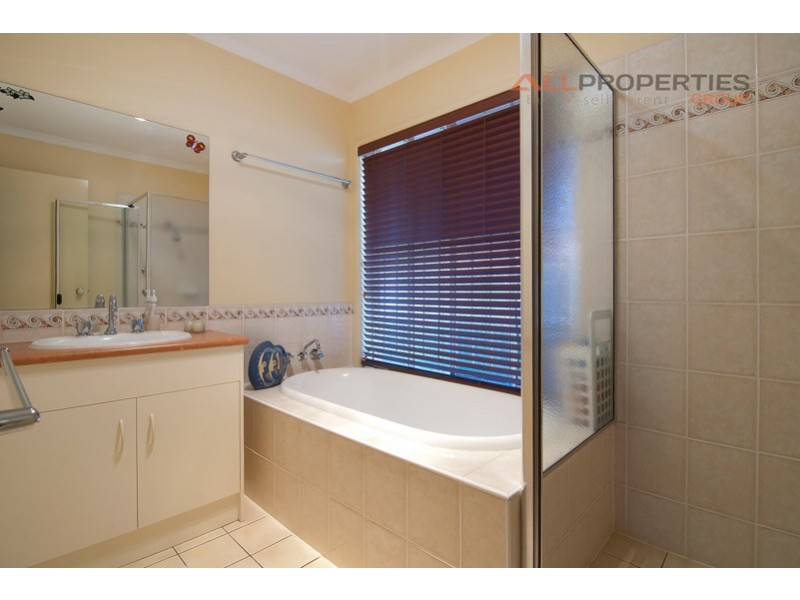 7 Mirima Place, Parkinson QLD 4115