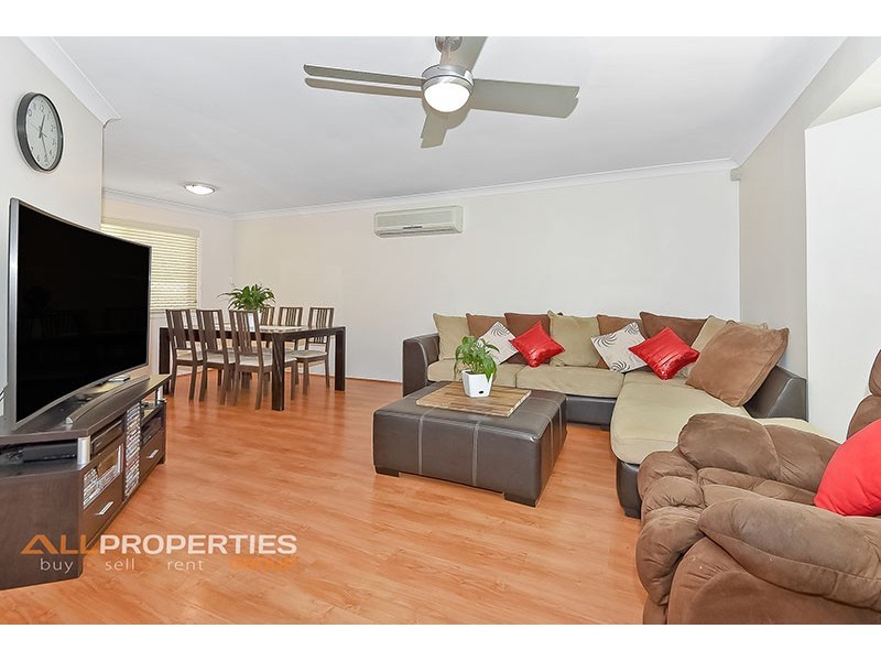 6 SOLANDRA CCT, Regents Park QLD 4118