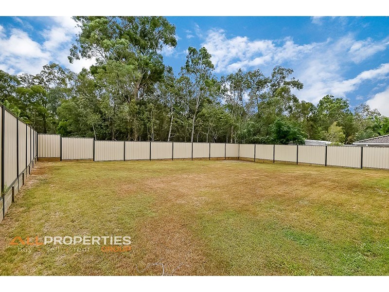 6 SOLANDRA CCT, Regents Park QLD 4118