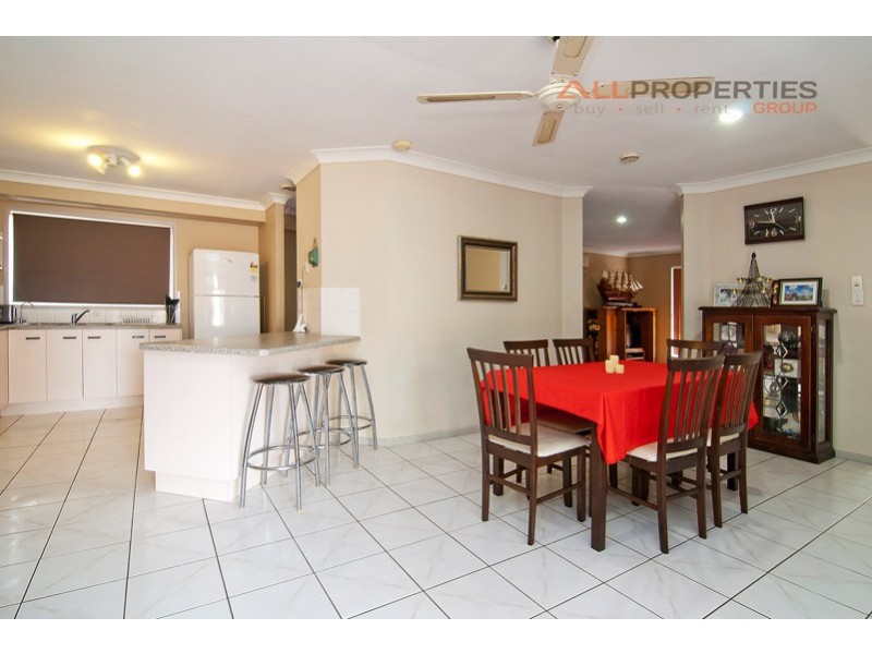 17 Cunningham Drive, Boronia Heights QLD 4124