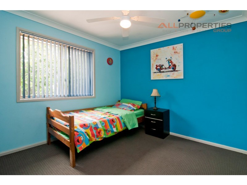 17 Cunningham Drive, Boronia Heights QLD 4124