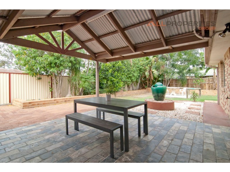 17 Cunningham Drive, Boronia Heights QLD 4124