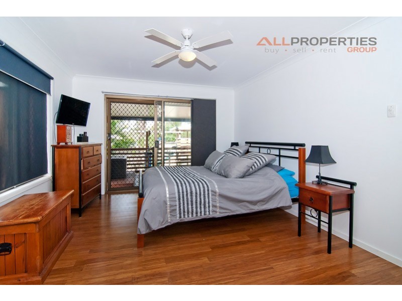 5 Bonhill Court, Hillcrest QLD 4118