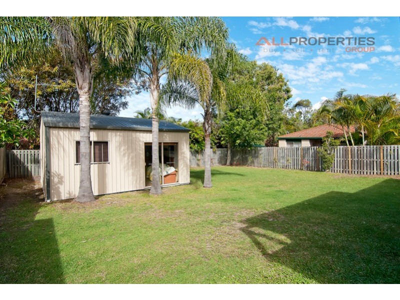 495 Pine Ridge Road, Runaway Bay QLD 4216