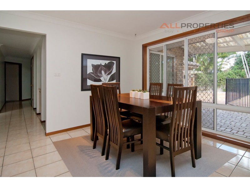 18 Redgum Place, Calamvale QLD 4116