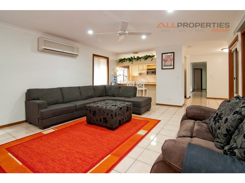 18 Redgum Place, Calamvale QLD 4116