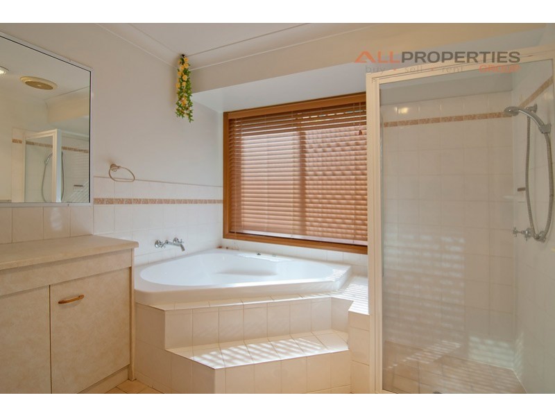 18 Redgum Place, Calamvale QLD 4116