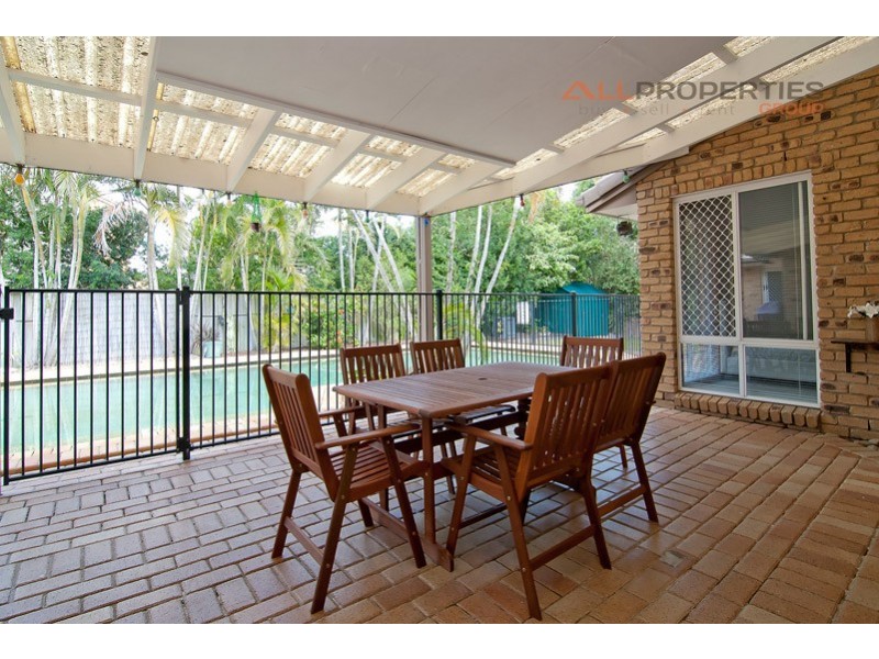 18 Redgum Place, Calamvale QLD 4116