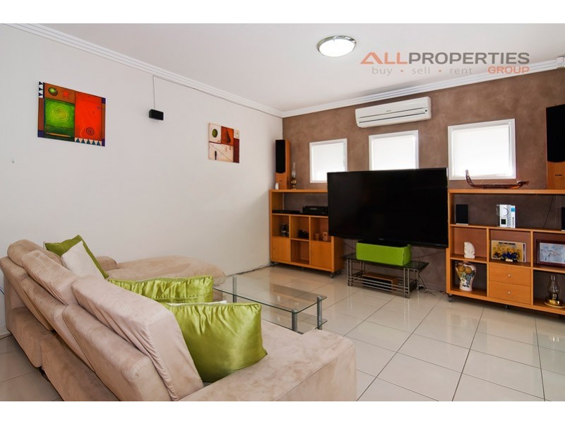 17 Uluru Place, Forest Lake QLD 4078