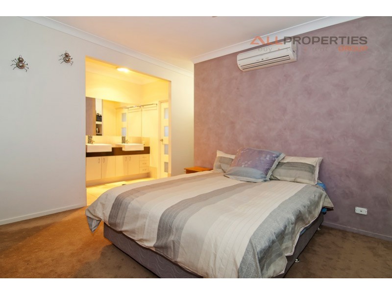 17 Uluru Place, Forest Lake QLD 4078