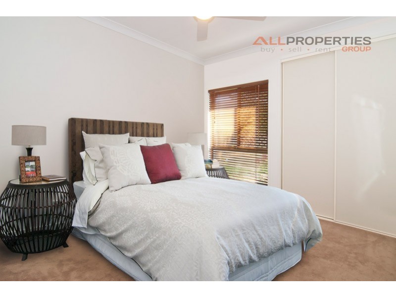 17 Uluru Place, Forest Lake QLD 4078