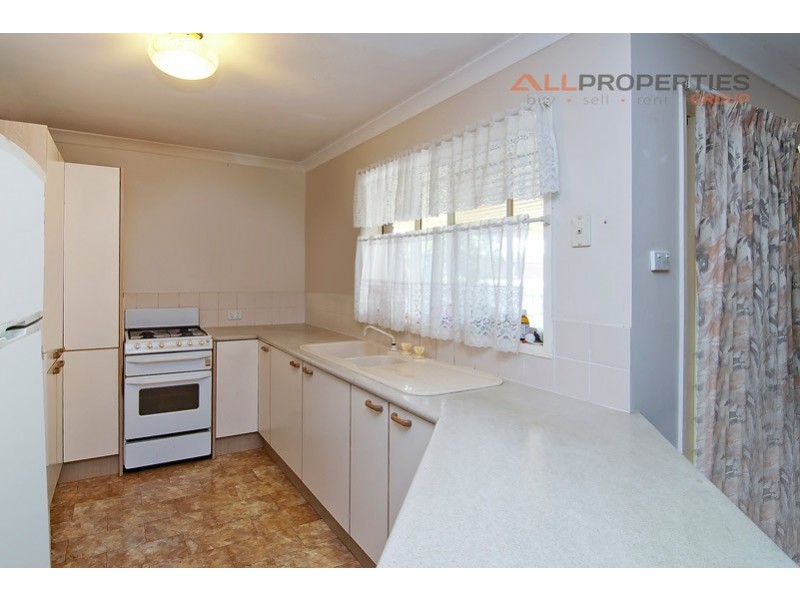 4 Hutt Ct, Crestmead QLD 4132