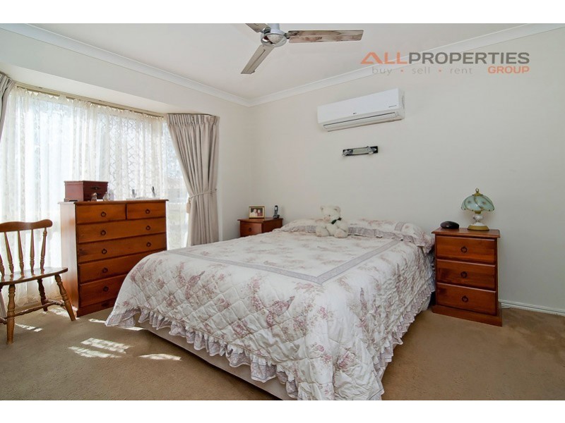 15 Craig St, Crestmead QLD 4132