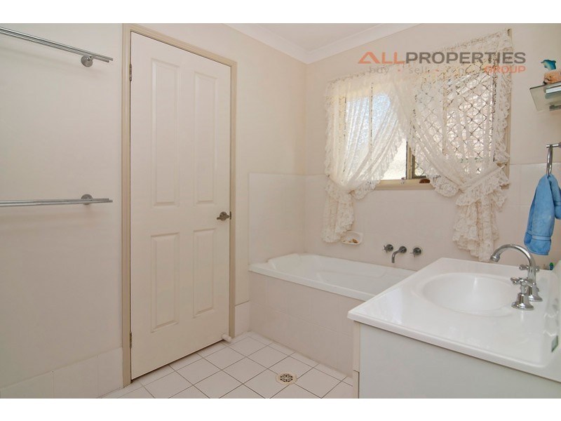 15 Craig St, Crestmead QLD 4132